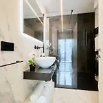 Luxury Ceccarini - Lungomare Con Parcheggio Privato 里乔内