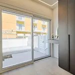 别墅 Luxury Ceccarini - Lungomare Con Parcheggio Privato