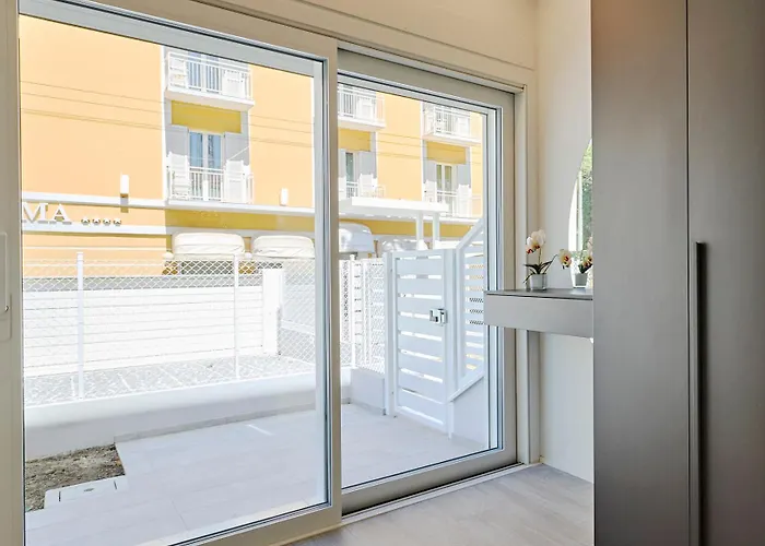 Villa Luxury Ceccarini - Lungomare Con Parcheggio Privato