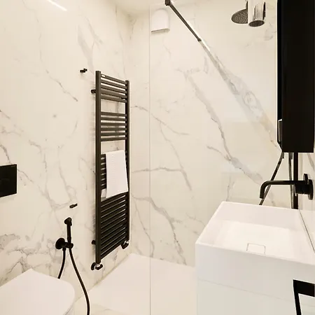 Luxury Ceccarini - Lungomare Con Parcheggio Privato ריצ'יונה