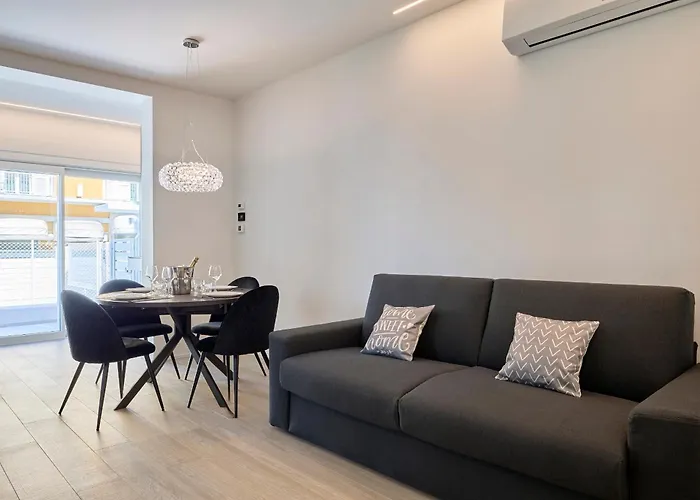 Luxury Ceccarini - Lungomare Con Parcheggio Privato Villa